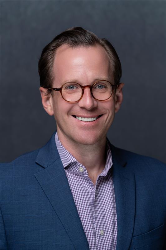 Bruce Clark headshot
